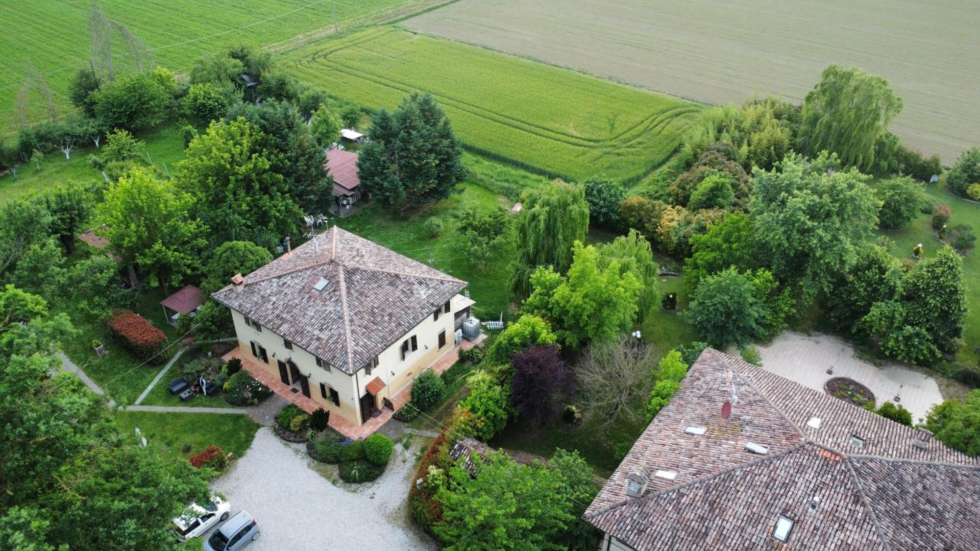 Bed and Breakfast Casale La Decima Budrio  Zewnętrze zdjęcie